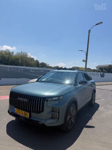 ג'אקו J7