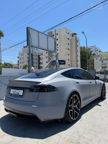 טסלה מודל S
