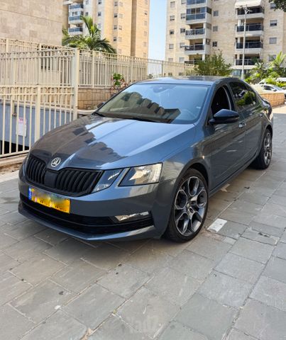 סקודה אוקטביה