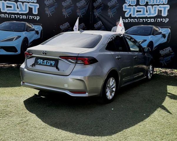 מודעת רכב טויוטה קורולה 2