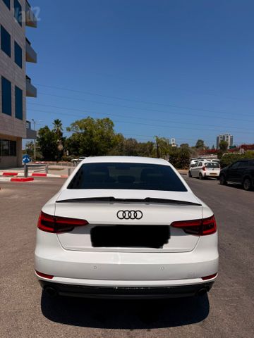 אאודי A4