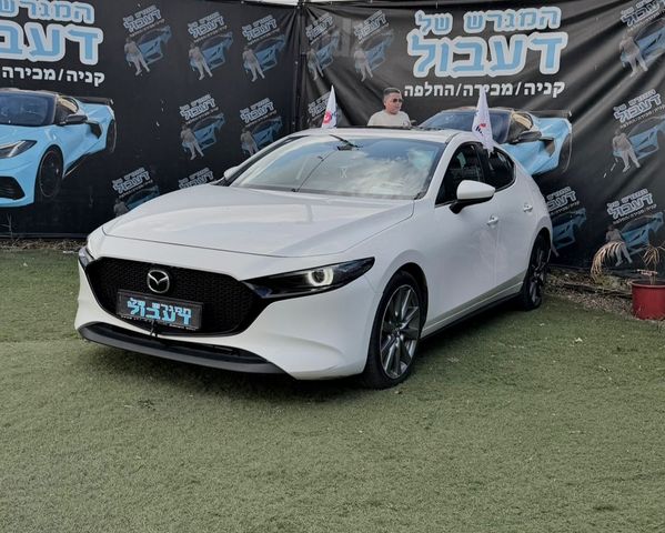 מודעת רכב מאזדה 3
