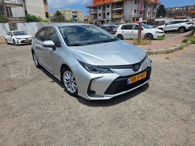 טויוטה קורולה