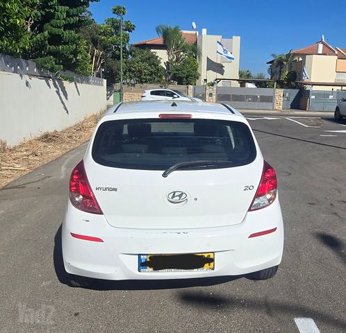 מודעת רכב יונדאי i20 1