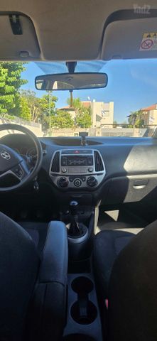 יונדאי i20