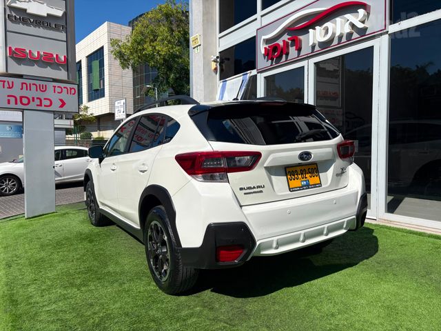 סובארו XV