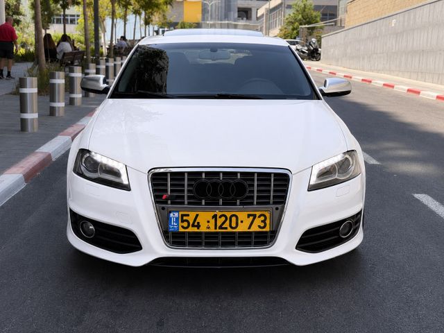 אאודי S3