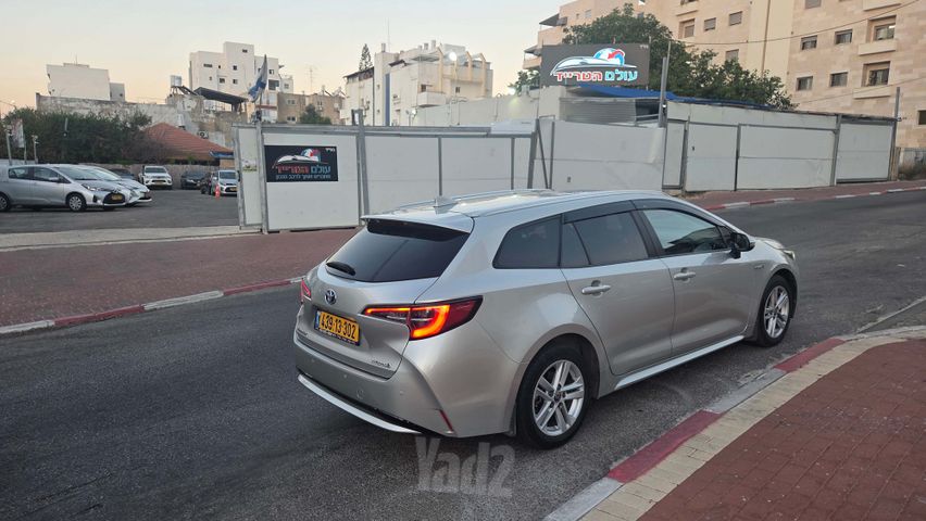טויוטה קורולה
