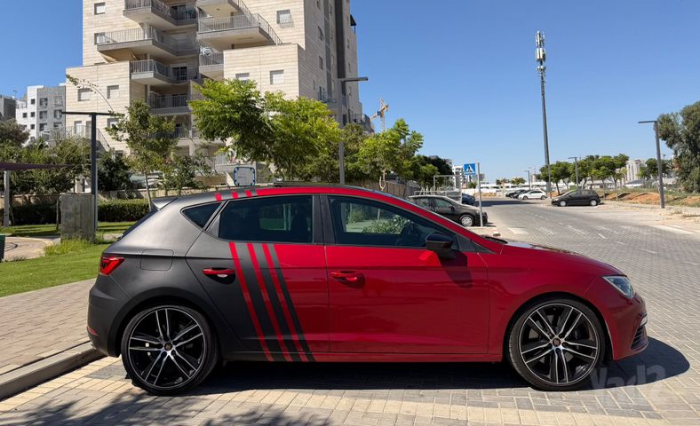 סיאט לאון