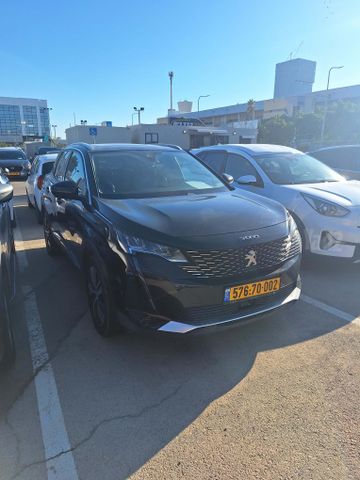 פיג'ו 3008