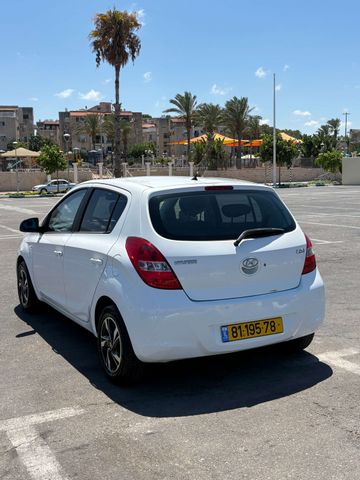 יונדאי i20