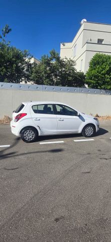 יונדאי i20