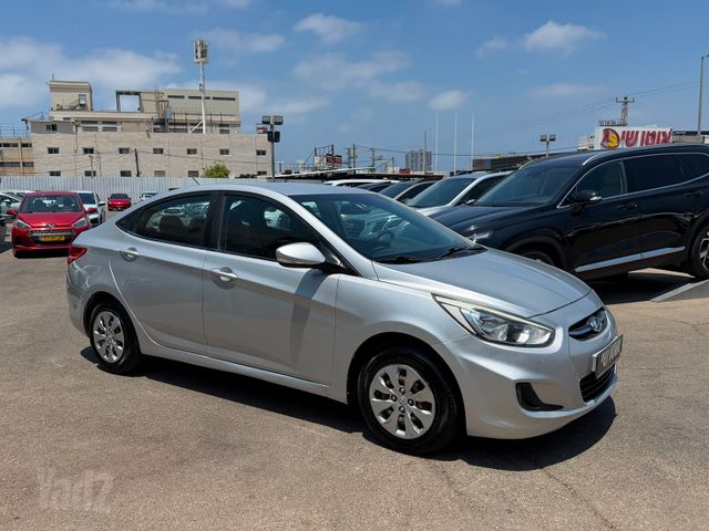 יונדאי אקסנט i25