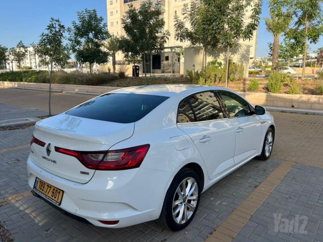 רנו מגאן