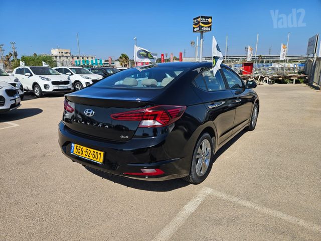 יונדאי אלנטרה
