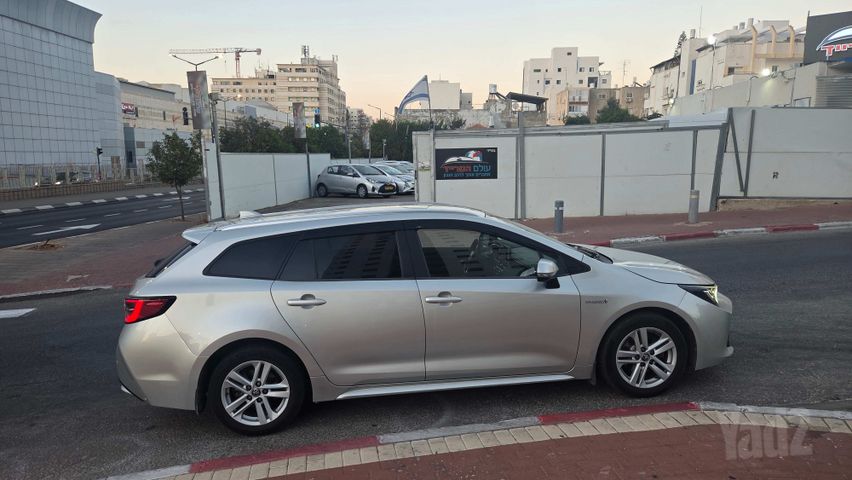 טויוטה קורולה