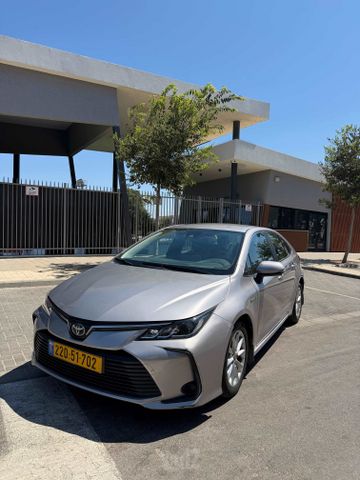 מודעת רכב טויוטה קורולה