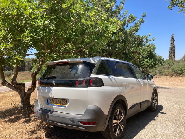 מודעת רכב פיג'ו 5008