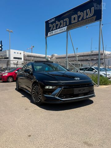 סונטה Luxury היברידי אוט׳ 2.0 (192 כ״ס)