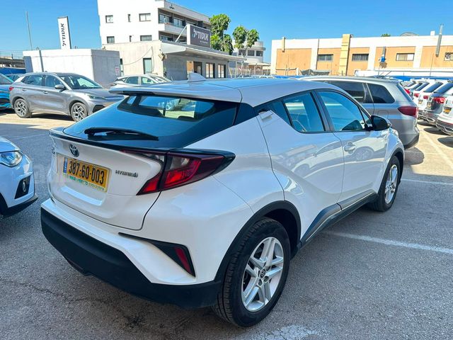 טויוטה C-HR