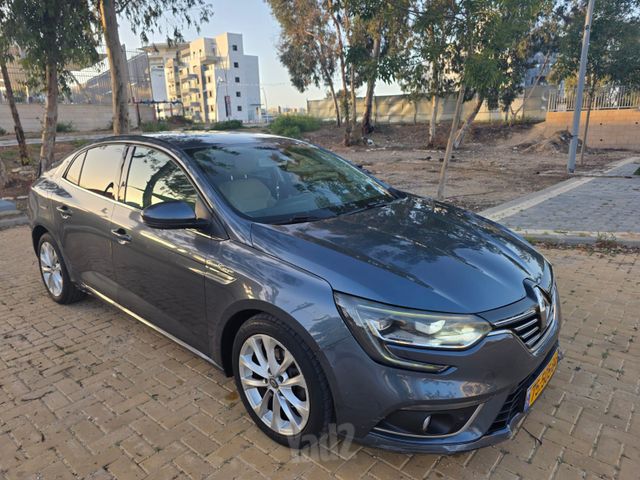 מגאן Intense אוט׳ דיזל 1.5 (110 כ״ס)