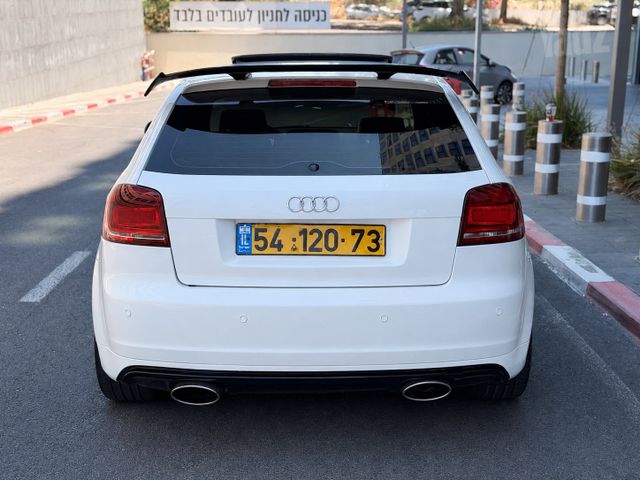 אאודי S3