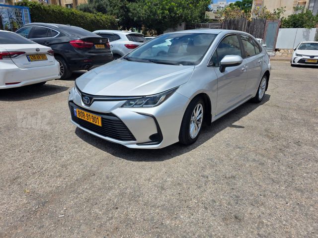 מודעת רכב טויוטה קורולה