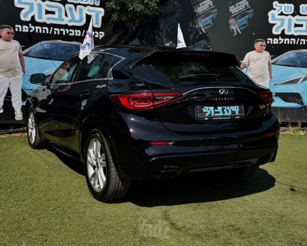 אינפיניטי Q30
