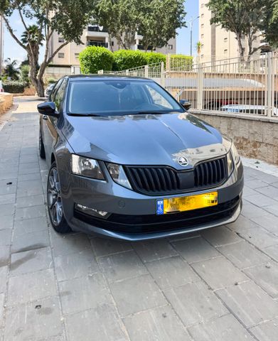 סקודה אוקטביה