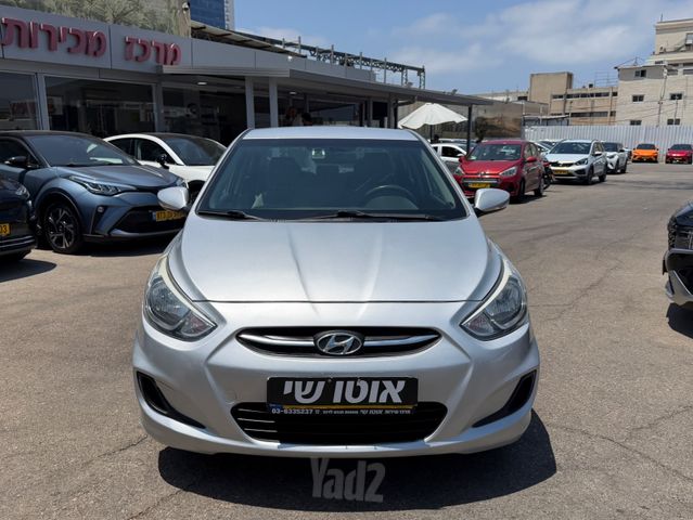 יונדאי אקסנט i25