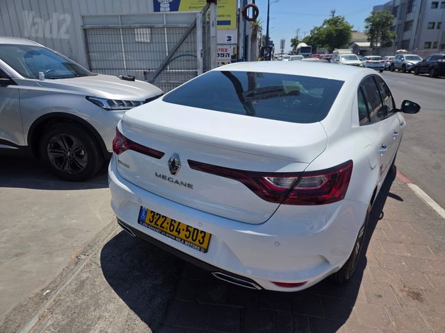 רנו מגאן