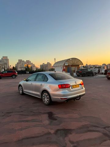 פולקסווגן ג'טה