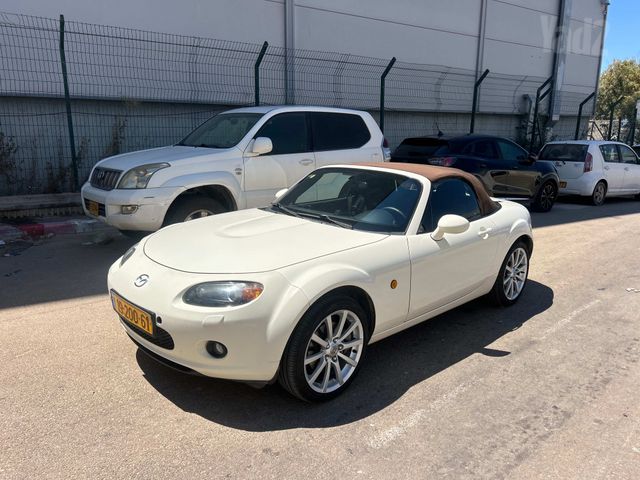 מאזדה MX-5
