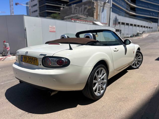 מאזדה MX-5