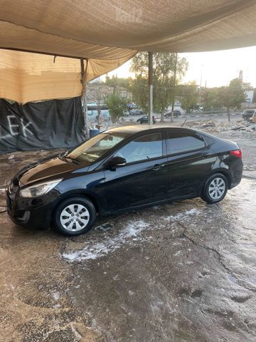 יונדאי אקסנט i25