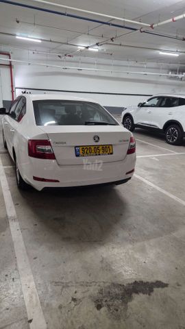 סקודה אוקטביה
