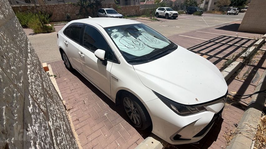 טויוטה קורולה