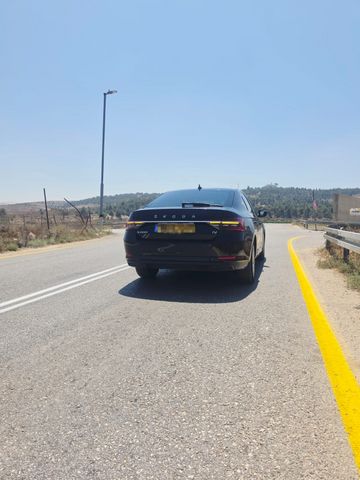סקודה סופרב