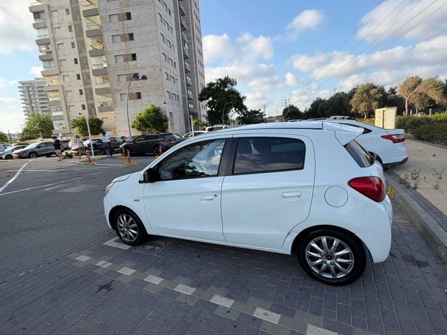 מודעת רכב מיצובישי ספייס סטאר