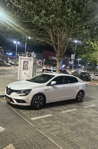 רנו מגאן