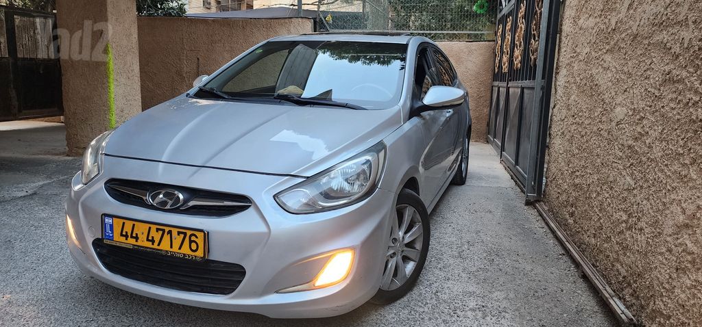 יונדאי אקסנט i25