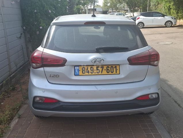 יונדאי i20