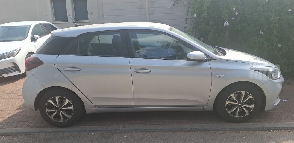 יונדאי i20
