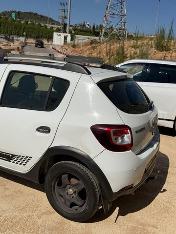 דאצ'יה סנדרו