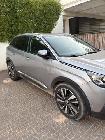 פיג'ו 3008