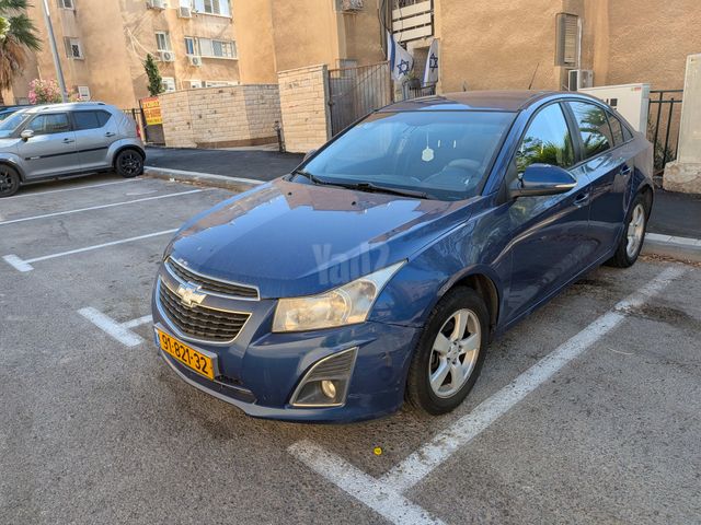 קרוז LT אוט׳ סדאן 4 דל 1.4 (140 כ״ס)