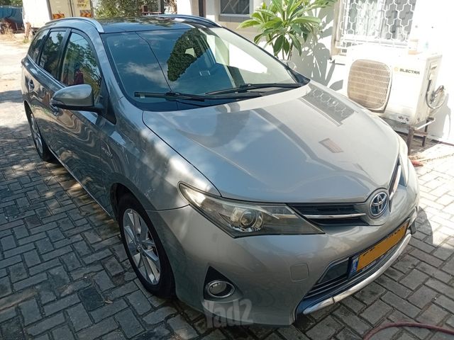 אוריס Ts Skyview היברידי אוט׳ 1.8 (99 כ״ס) [2012-2014]