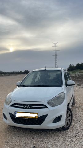 יונדאי i10