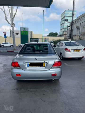 מודעת רכב מיצובישי לנסר
