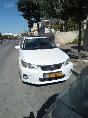 CT Premium 200h היברידי אוט׳ 1.8 (99 כ״ס) [2011-2018]